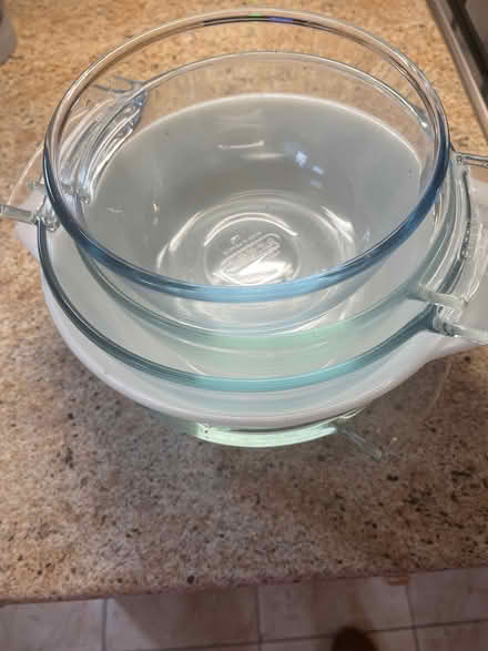 Photo of free Various glass bowls (Seaford BN25) #1