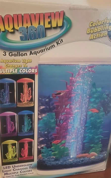 Photo of free 3 gallon fish tank (Westford, Nabnasset area.) #1