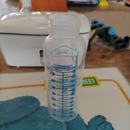 Photo of free 8oz Dr Brown Botttle (Darien) #1