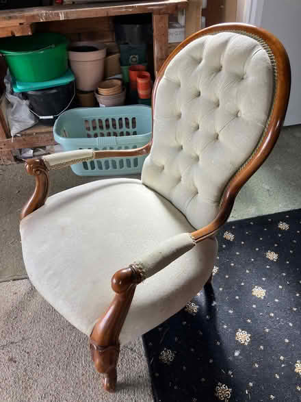 Photo of free One chair and a card table (Sundorne SY1) #1