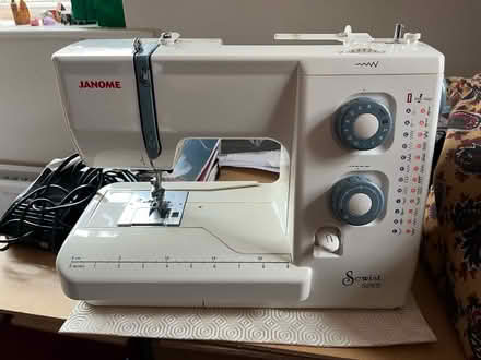 Photo of free Sewing Machine (IP1) #1