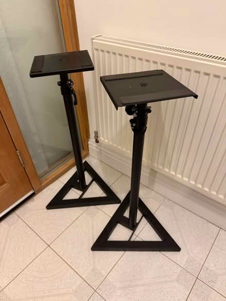 Photo of free Speaker stands (UB6) #2