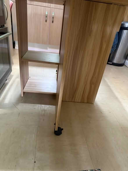 Photo of free Drop leaf table (Sedgley, DY3) #4