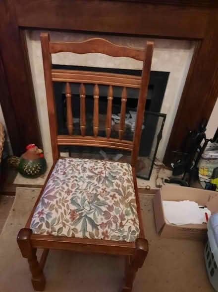 Photo of free X4 dinning chairs (Brimington S43) #2