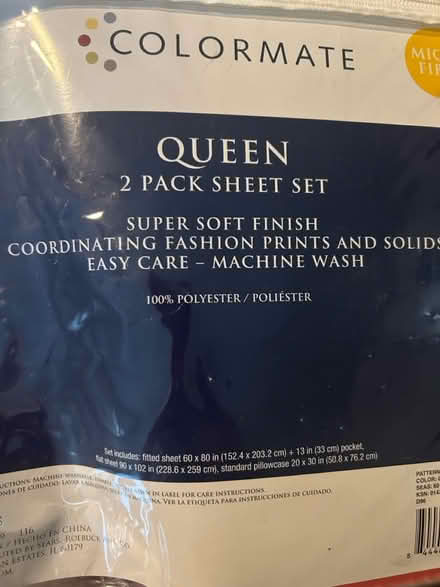 Photo of free One queen sheet set (Hollywood, MD) #2