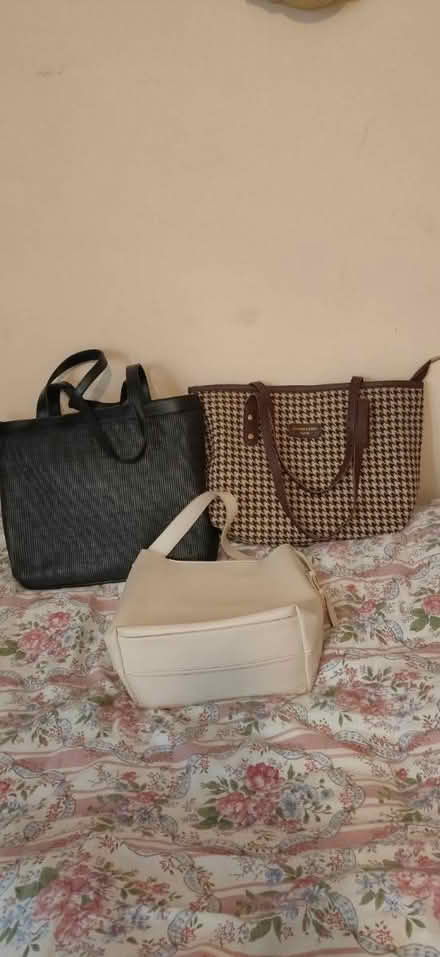 Photo of free Ladies purses/bags (East ham) #1