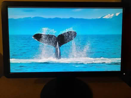 Photo of free Dell PC Monitor (GU7 3AW) #2