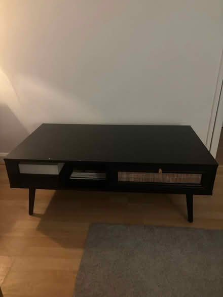 Photo of free Coffee table (North Greenwich SE10) #1