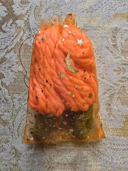 Photo of free XL Green & Orange Yarn Earrings (West 7th) #3