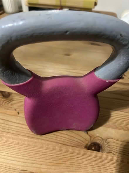 Photo of free 4Kg Kettlebell (Marden, Devizes SN10) #1