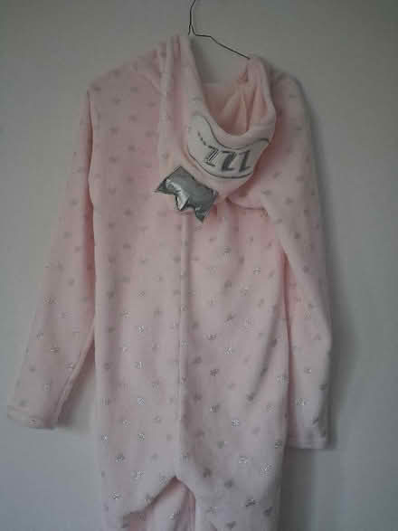 Photo of free hooded pink fleece onesie for tall (Bellevue EH7) #2