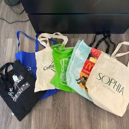 Photo of free Canvas bags (6x) (Bethesda, MD) #1