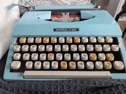 Photo of free Imperial 200 Typewriter (Felixstowe IP11) #2