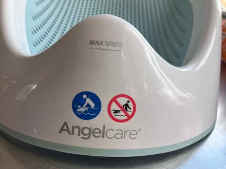 Photo of free Angelcare baby bath support (Nw5 1nj) #2