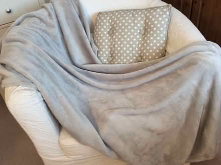 Photo of free Cosy pale grey throw (Frimley) #1