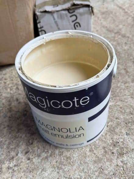 Photo of free Magnolia paint (Vale of White Horse OX12) #1