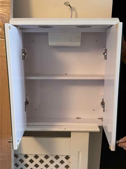 Photo of free Mirrored bathroom cabinet (Butterow GL5) #2