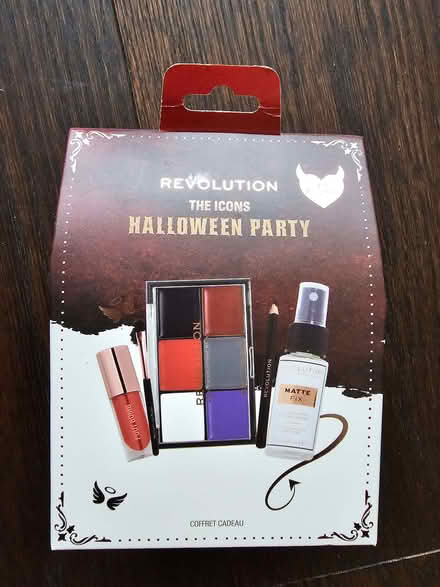 Photo of free Unused Halloween make up (Lower Morden SM3) #1