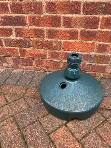 Photo of free Garden parasol base (Howhlill Quarries HG2) #1