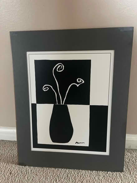 Photo of free Black and white vase art (Royal Oak, MI) #1