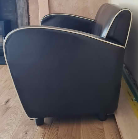 Photo of free Retro leather 3 piece suite (NEWPORT np20) #3