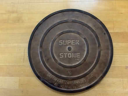 Photo of free 13” pizza SUPER STONE w lifter (San Carlos-El Camino near Hull) #2