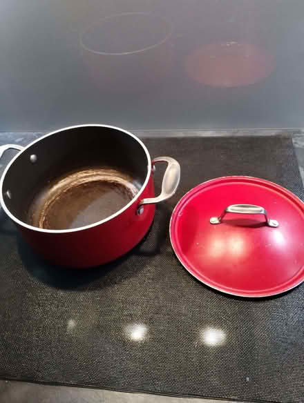Photo of free Large cooking pot with lid, all metal (Chelmer Village CM2) #1