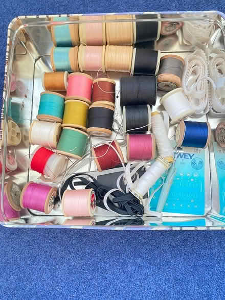 Photo of free Tin of sowing bits and bobs (Sutton Coldfield B75) #3