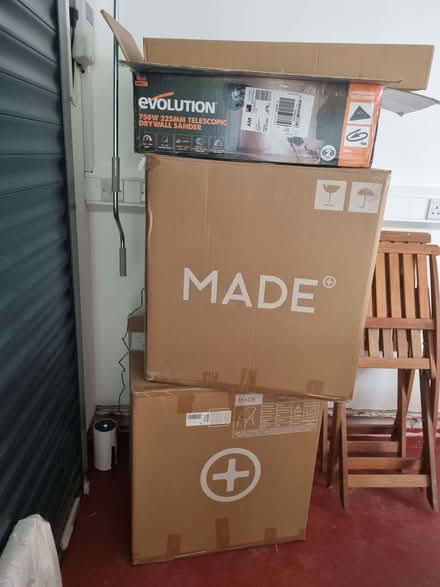 Photo of free Cardboxes to give away (Raynes Park SW20) #1