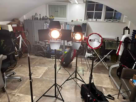 Photo of free Photographic studio lights (Hotwells) #1
