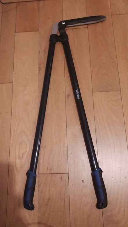Photo of free Long Handled Angled Edging Shears (Cressex HP12) #1