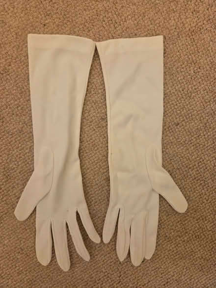 Photo of free Women's white long summer gloves (Dulwich SE21) #1