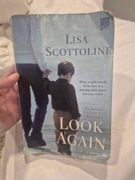 Photo of free Looking Again by Lisa Scottoline (Abington) #1