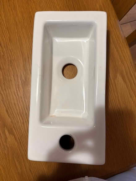 Photo of free Small sink unused (Cumnor OX2) #1