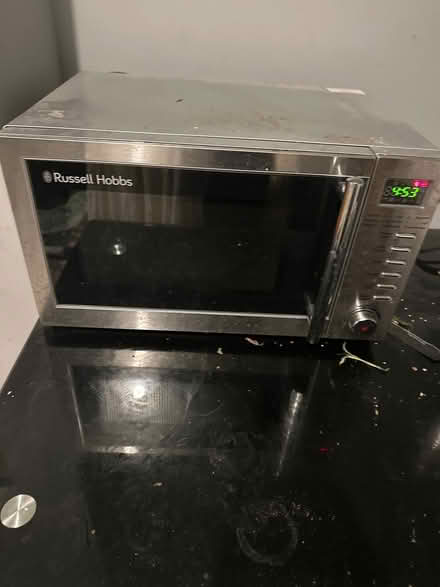 Photo of free Microwave (Catford SE6) #1