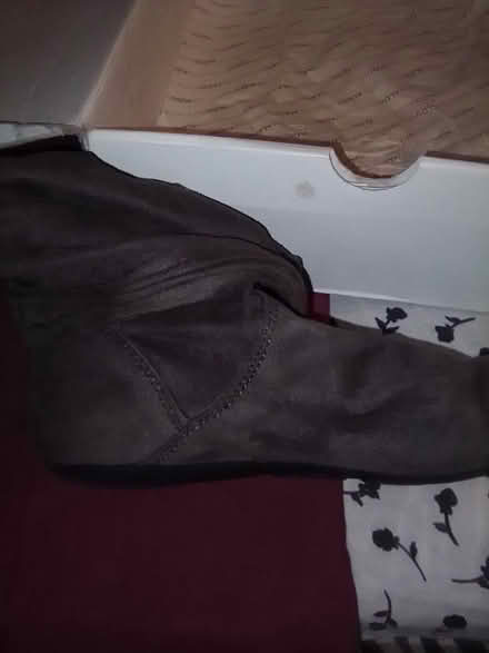 Photo of free Aldo Grey Boots 10031 (Hamilton Heights 10031) #1