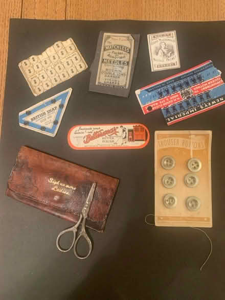Photo of free Little collection of vintage sewing items (Bakewell DE45) #1