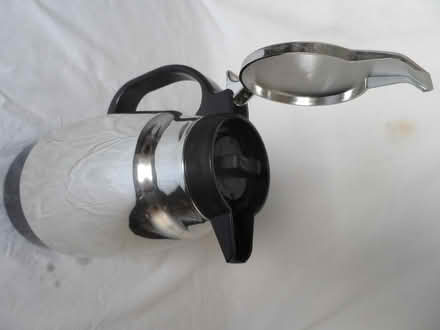 Photo of free Small vacuum jug (Benson OX10) #3