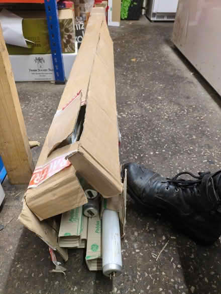 Photo of free 8ft 100W fluo tubes X 7 (Beech road, chorlton) #2