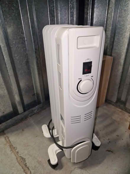 Photo of free small radiator 1100W (Latimer road st W10) #1