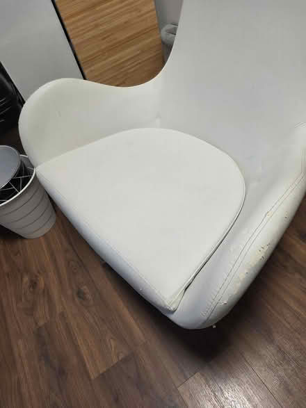 Photo of free White faux leather swivel chair (E10 5SW) #4