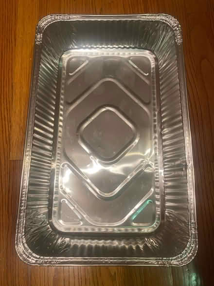 Photo of free Large Aluminum Food/Roasting Pan (Darien - near 75th x Cass Ave.) #1