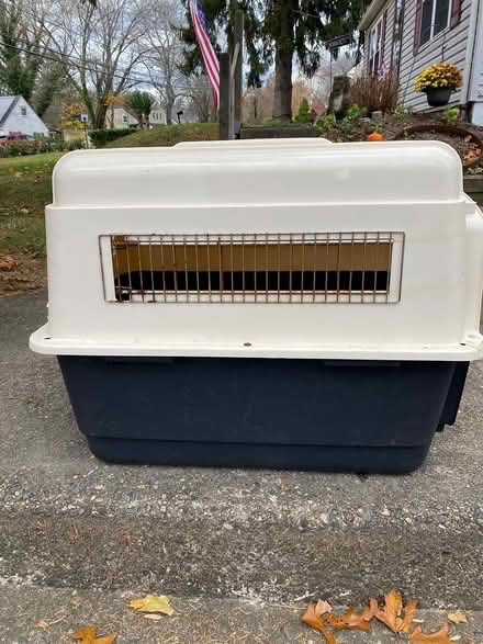 Photo of free Medium/Large Dog Crate (Media, 19063) #3
