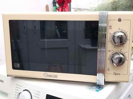 Photo of free Microwave (Low Fell NE9) #1