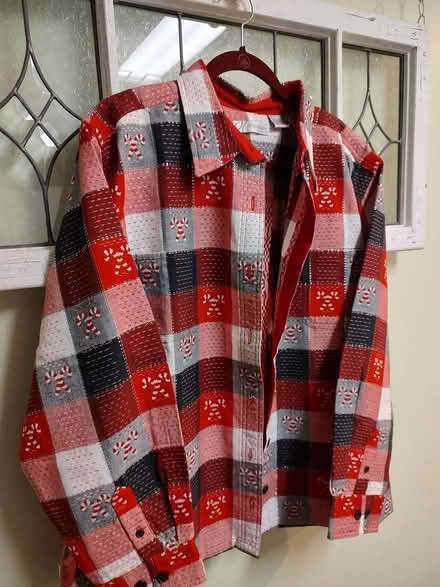 Photo of free Holiday shirt (Odenton) #1