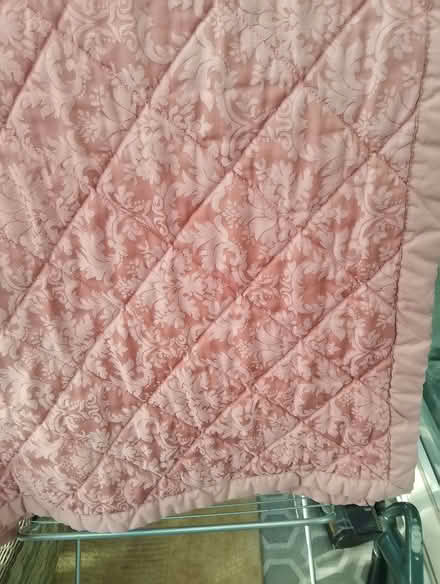 Photo of free Large bedspread (Shurdington GL51) #1