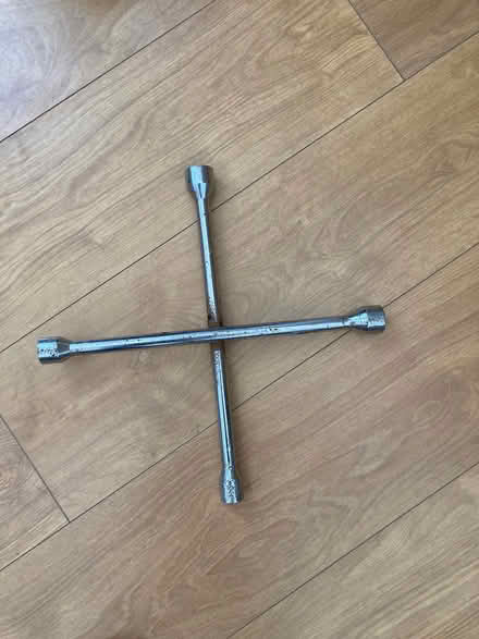 Photo of free Wheel brace (Bearwood BH11) #1