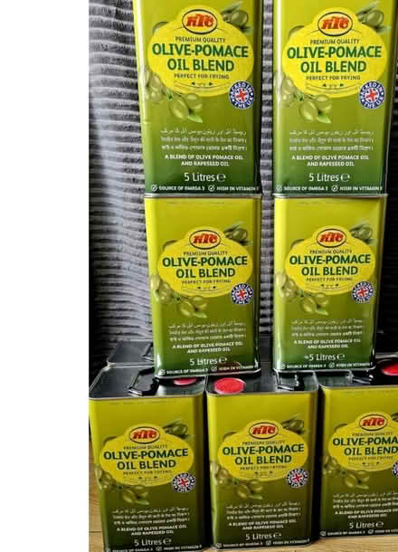 Photo of Empty olive oil cans (BS5) #1