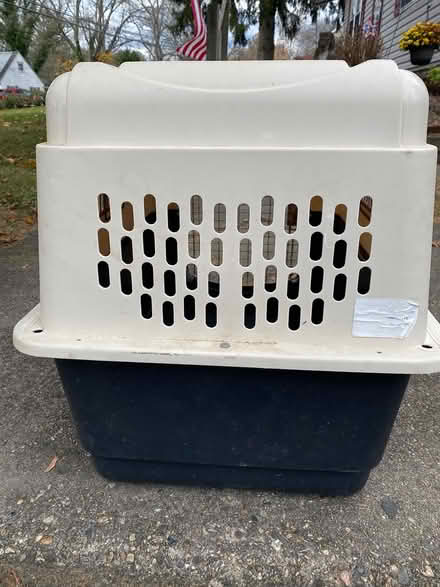 Photo of free Medium/Large Dog Crate (Media, 19063) #2