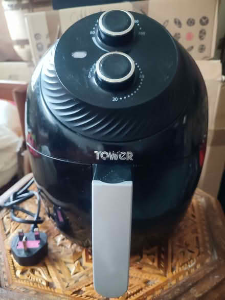 Photo of free Tower air fryer (Southfields SW18) #2